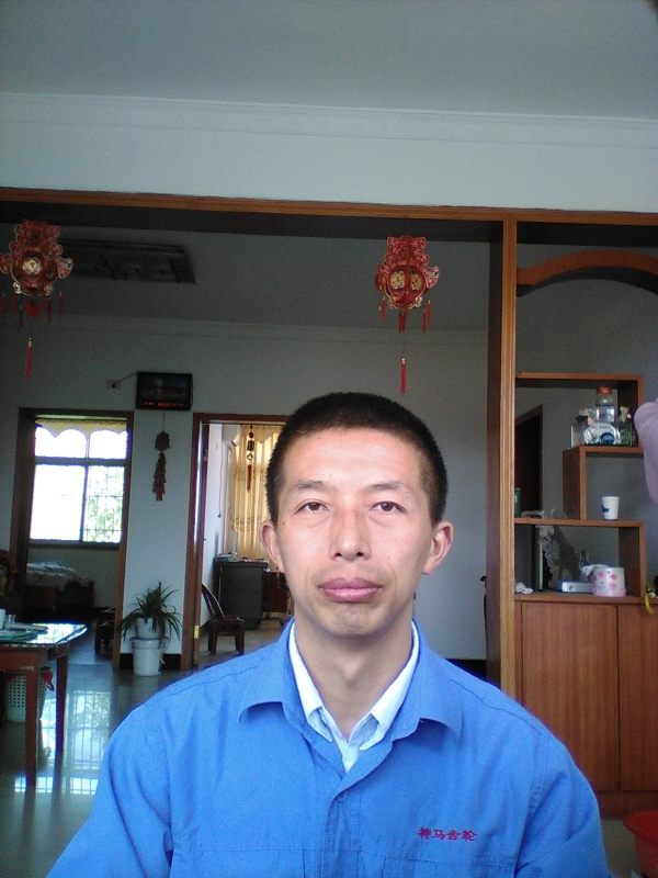 红玫瑰的第一张照片--永春相亲网