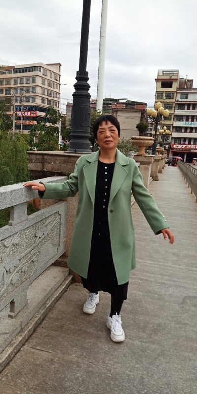 小玲的第一张照片--永春相亲网