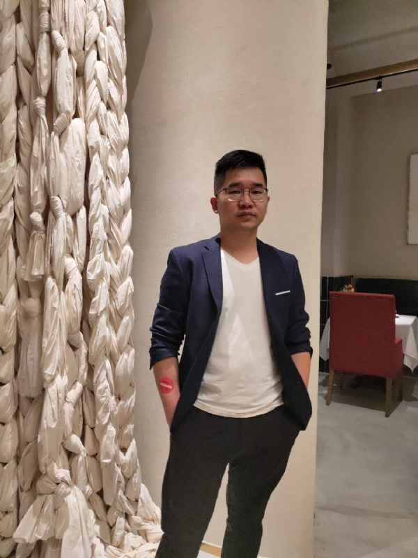 在路上的第二张照片--永春相亲网