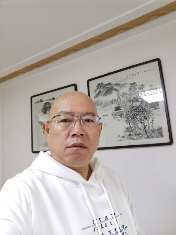 光头博士的第一张照片--永春相亲网