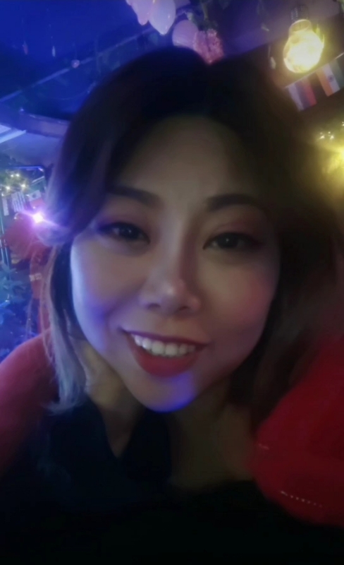 收快递的费仙女的第一张照片--永春相亲网