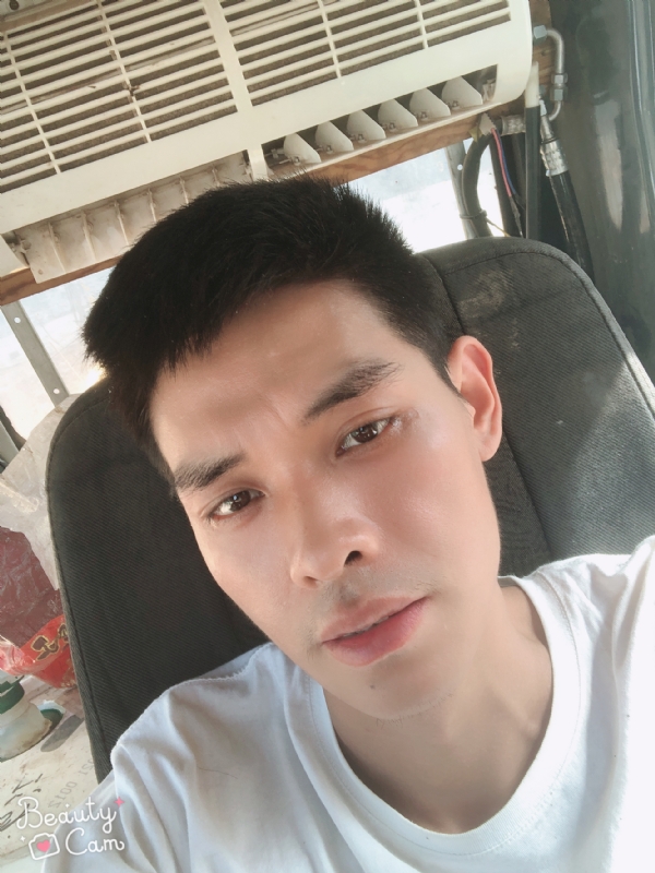 小董的第一张照片--永春相亲网