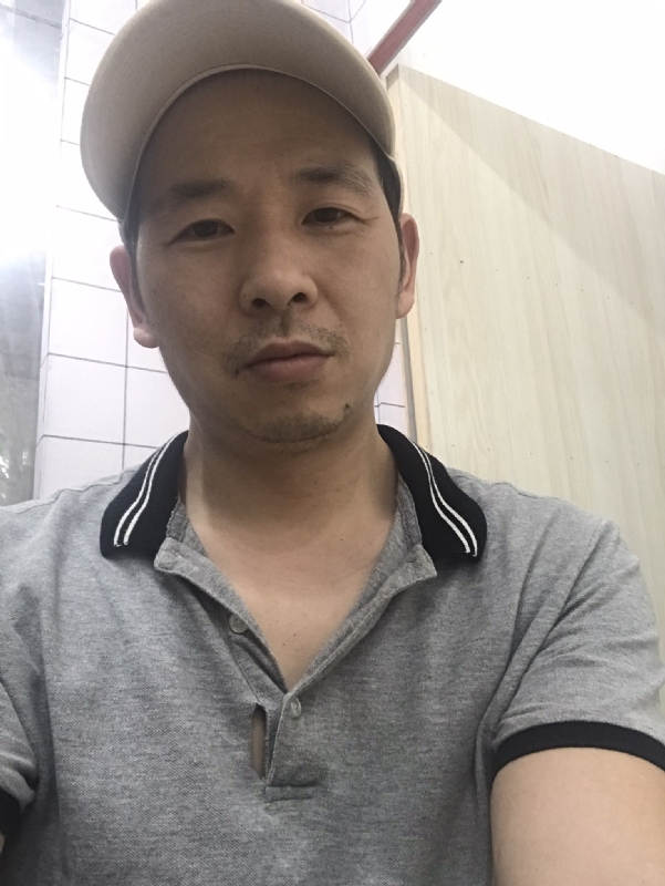老何的第一张照片--永春相亲网
