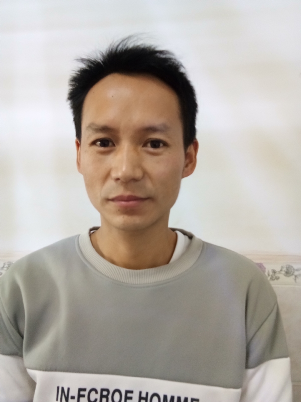单亲爸爸的第一张照片--永春相亲网