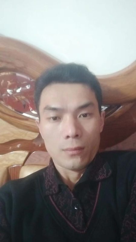错把真心喂了狗的第四张照片--永春相亲网