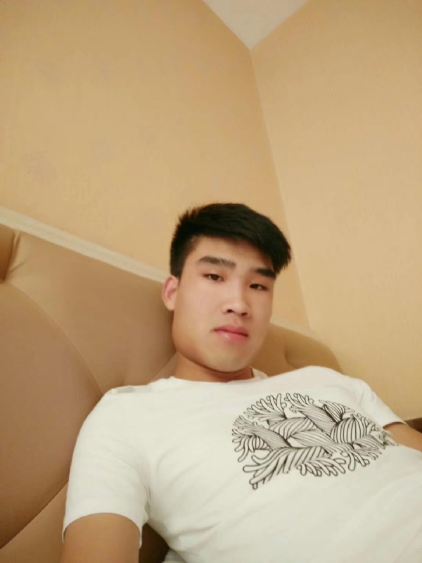 谁不曾孤单上路的第二张照片--永春相亲网