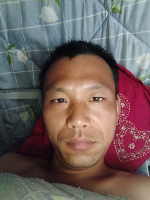 弘扬的第一张照片--永春相亲网