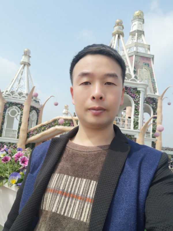 黎明的天空的第一张照片--永春相亲网