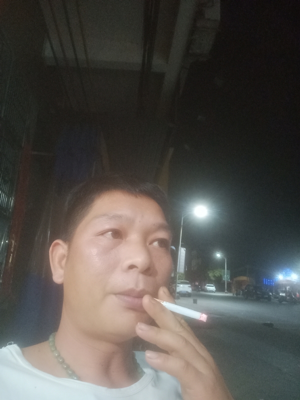 善解人意的第二张照片--永春相亲网