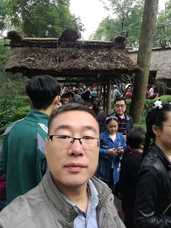 撑起一片天的第一张照片--永春相亲网