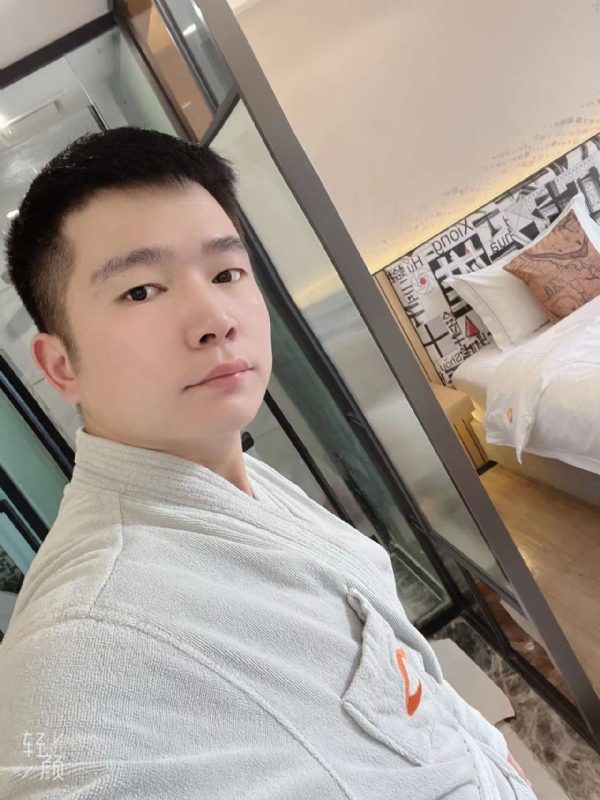 绿帽的第一张照片--永春相亲网