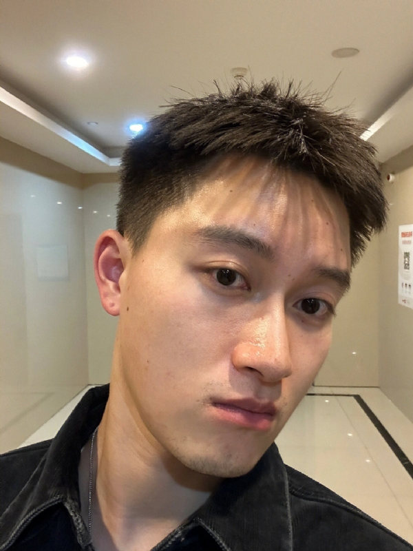 月光之下的第一张照片--永春相亲网