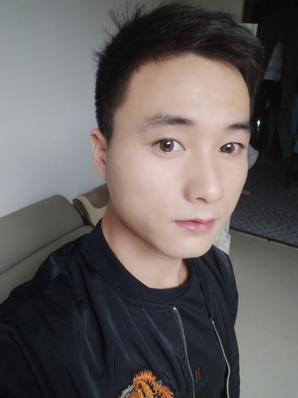 何凡的第三张照片--永春相亲网