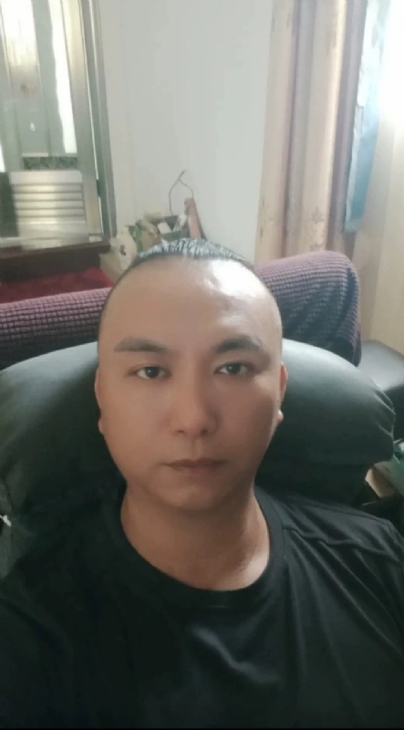 施逸森的第一张照片--永春相亲网
