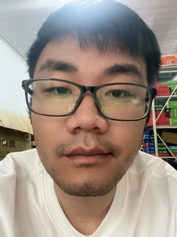搬砖中的第二张照片--永春相亲网