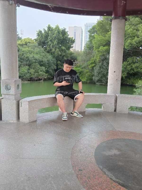 不善挽留的第一张照片--永春相亲网