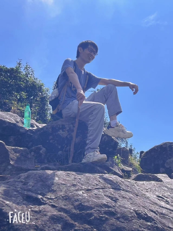 落叶之秋的第一张照片--永春相亲网
