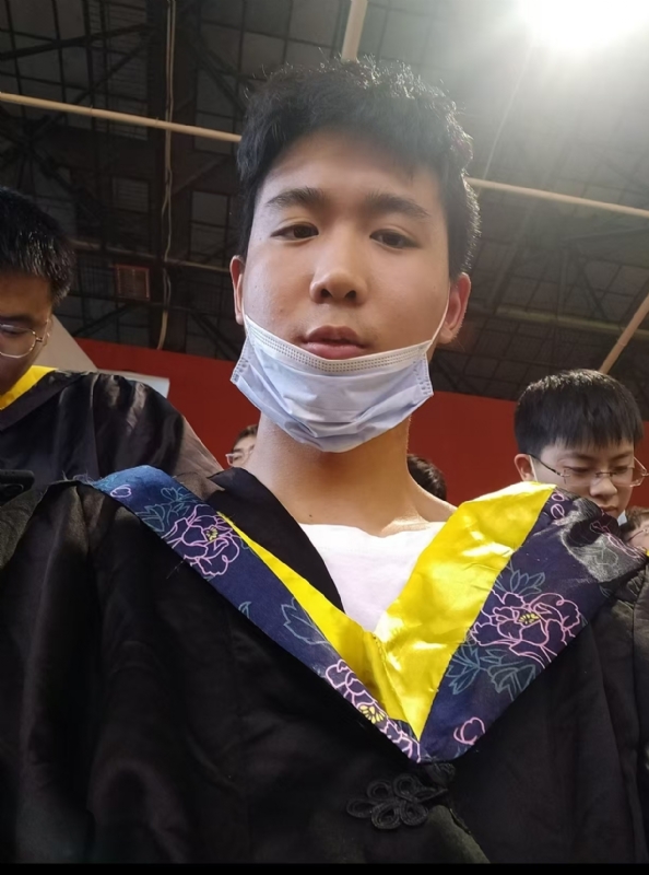 落落大方的第一张照片--永春相亲网